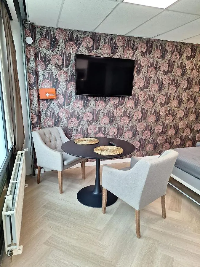 Mooie Studio 14 Cn In Center Rotterdam